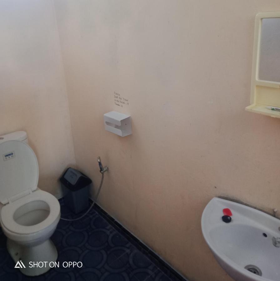 Salty Dog Hostel Telukdalem Экстерьер фото
